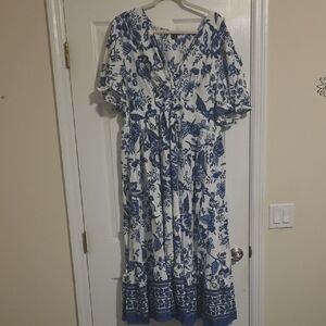 Shein floral Blue and White Dress 4xl